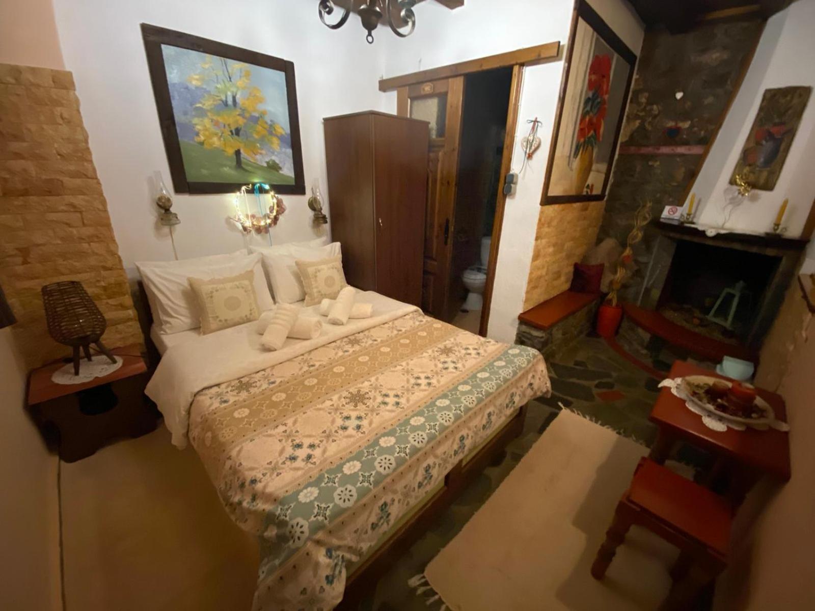 Traditional Guesthouse Erato Palaios Panteleimonas Exterior photo